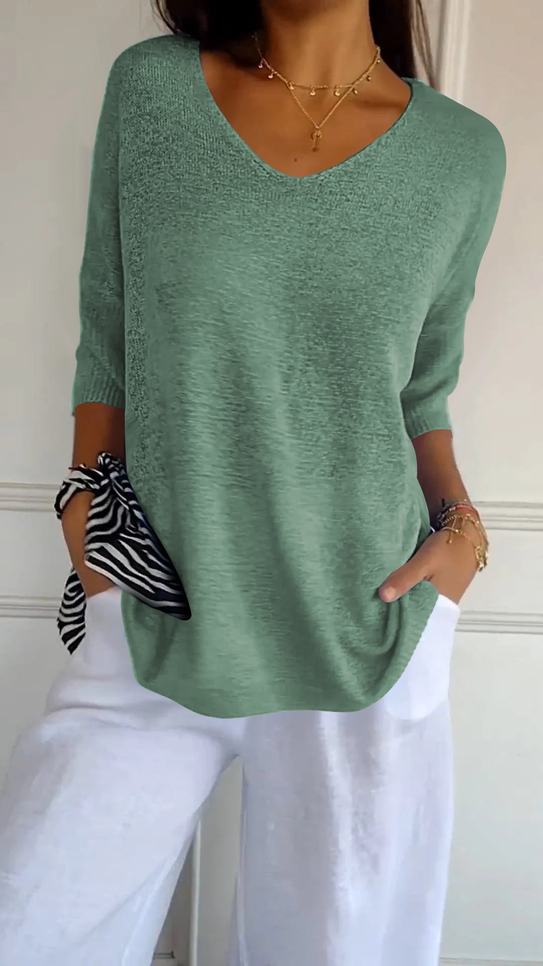 Millie™ - V-neck Knitted Top