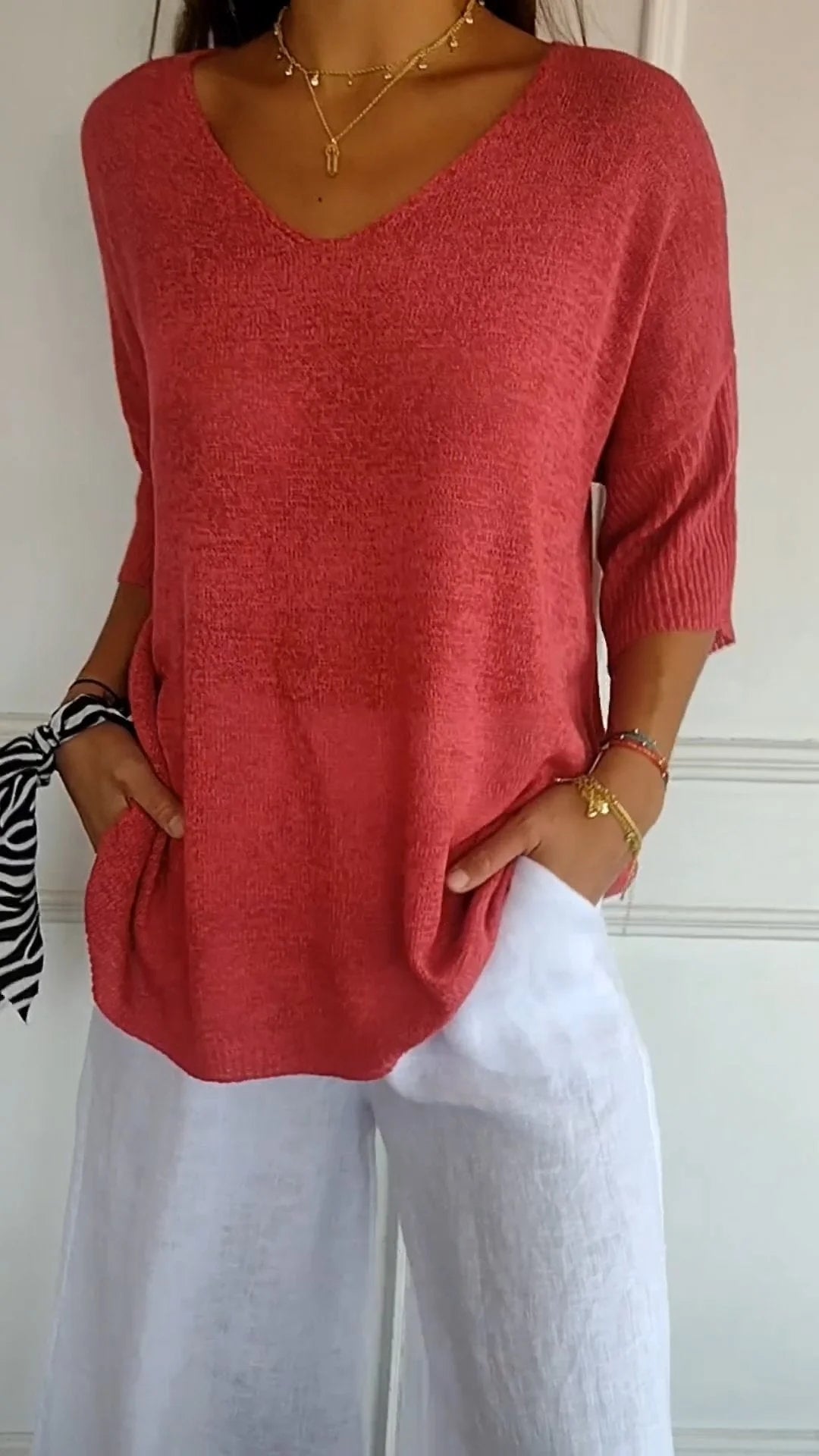 Millie™ - V-neck Knitted Top