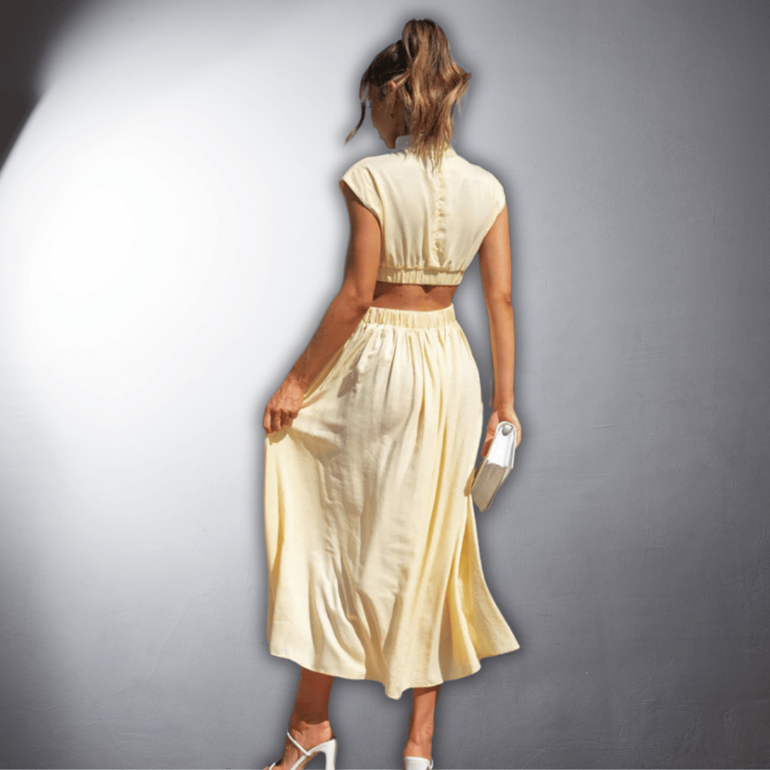 Camilla™ - Pleated and Backless Dress with Cutout