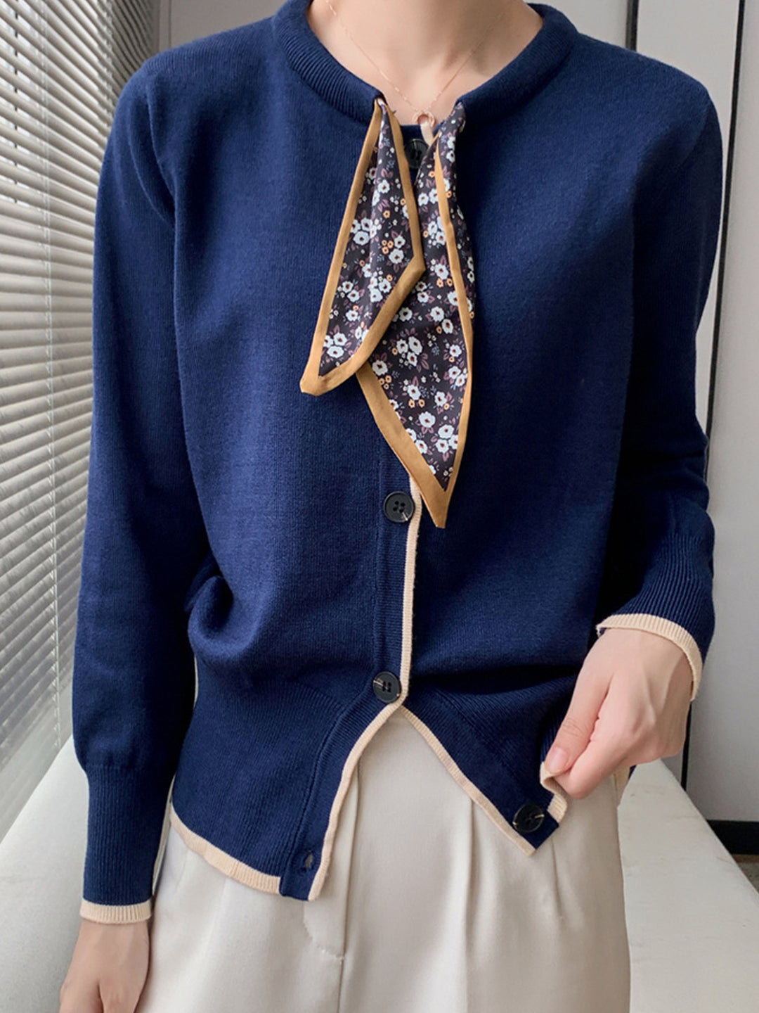 Aurora™ - Vintage Crew Neck knitted Cardigan